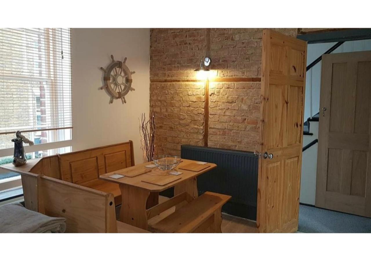 Driftwood Apartments Broadstairs Bagian luar foto
